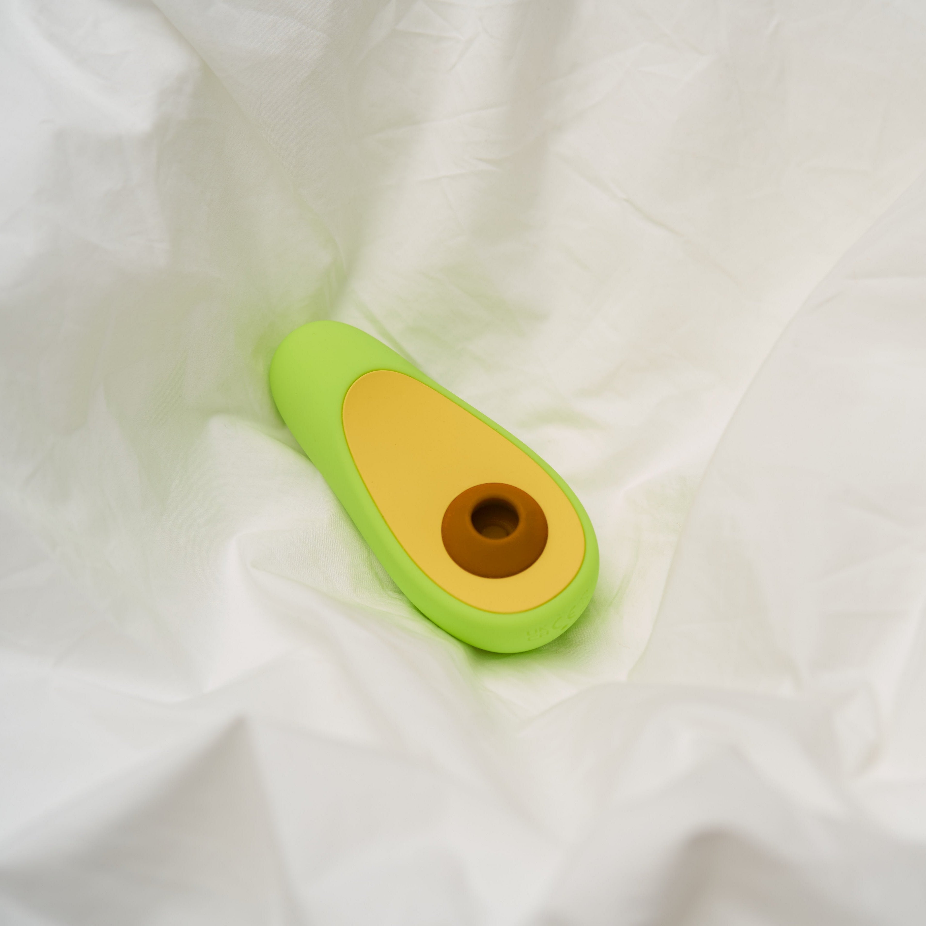 Lemon vibrator — charging setup
